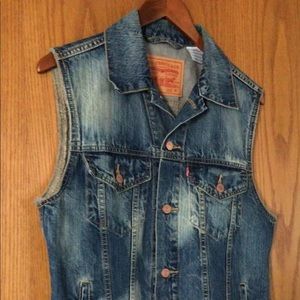 Levi’s Jean vest